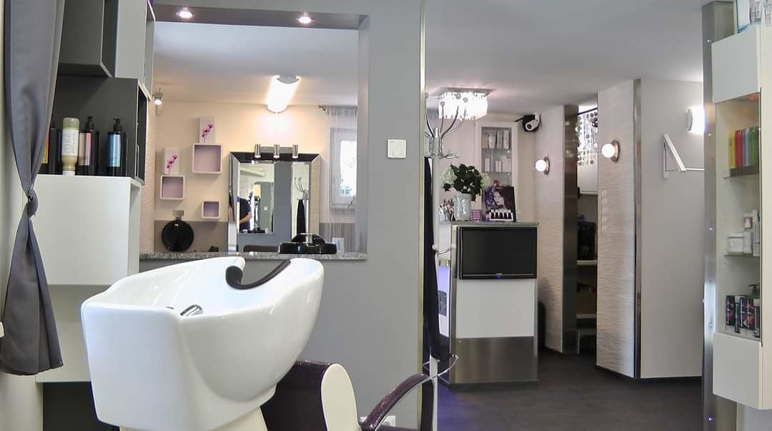 Friseurstuhl in der Hairlounge Sabine